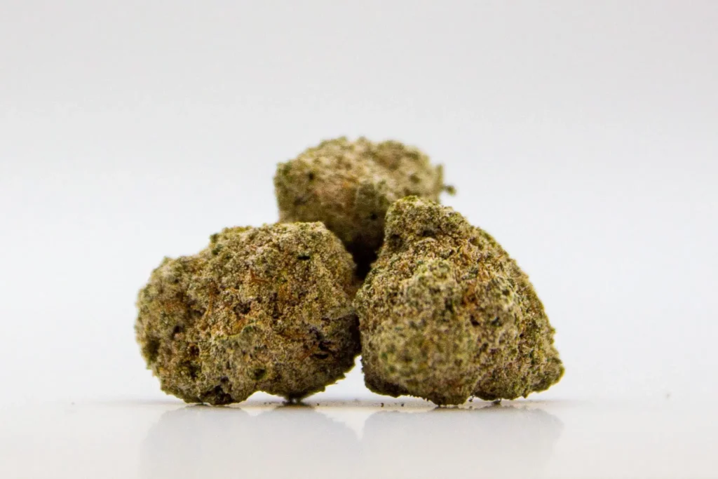 THCA-Blüten – Gorilla Glue / GG4 | 27% – Produktvideo